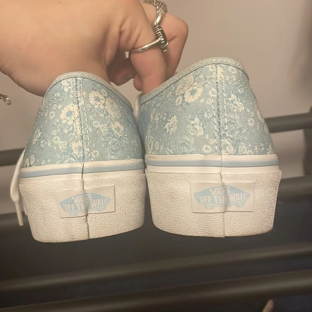 (NWOB/NWOT) Vans Authentic Platform (Tonal Floral) 8W/6.5M - Picture 5 of 5